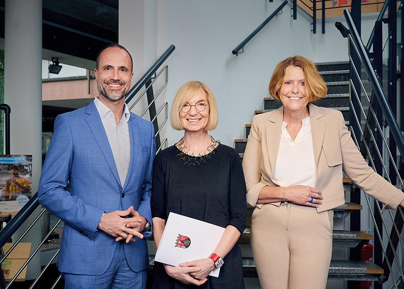 Minister of Science and Health Clemens Hoch, Prof. Dr. Susanne Weissman, President of Mainz University of Applied Sciences, Prof. Dr. Anett Mehler-Bicher, Vice President for Research and Transfer at Mainz University of Applied Sciences