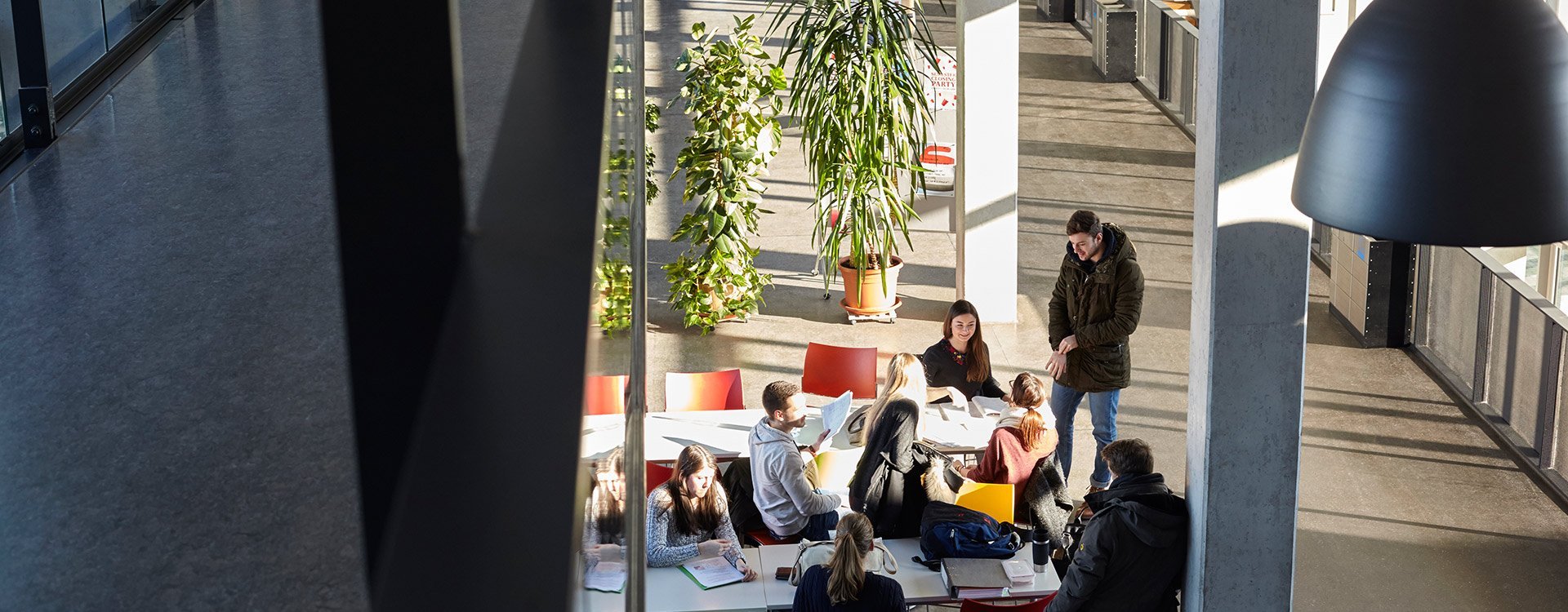 Magistrale auf dem Campus der Hochschule